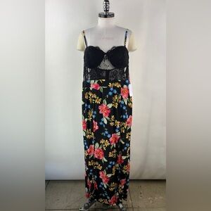 💚 3200. Lace Floral Strap Maxi Dress